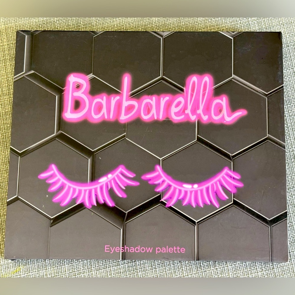 NWT, Barbarella eyeshadow palette